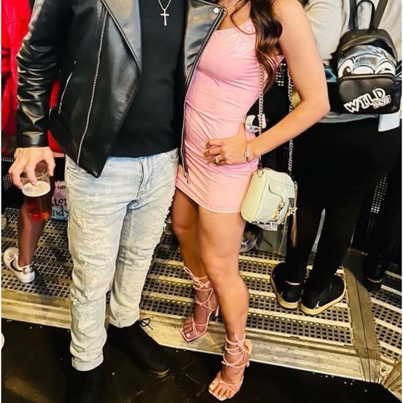 - SHEIN Barbie pink lace up heels - Picture 2 of 14